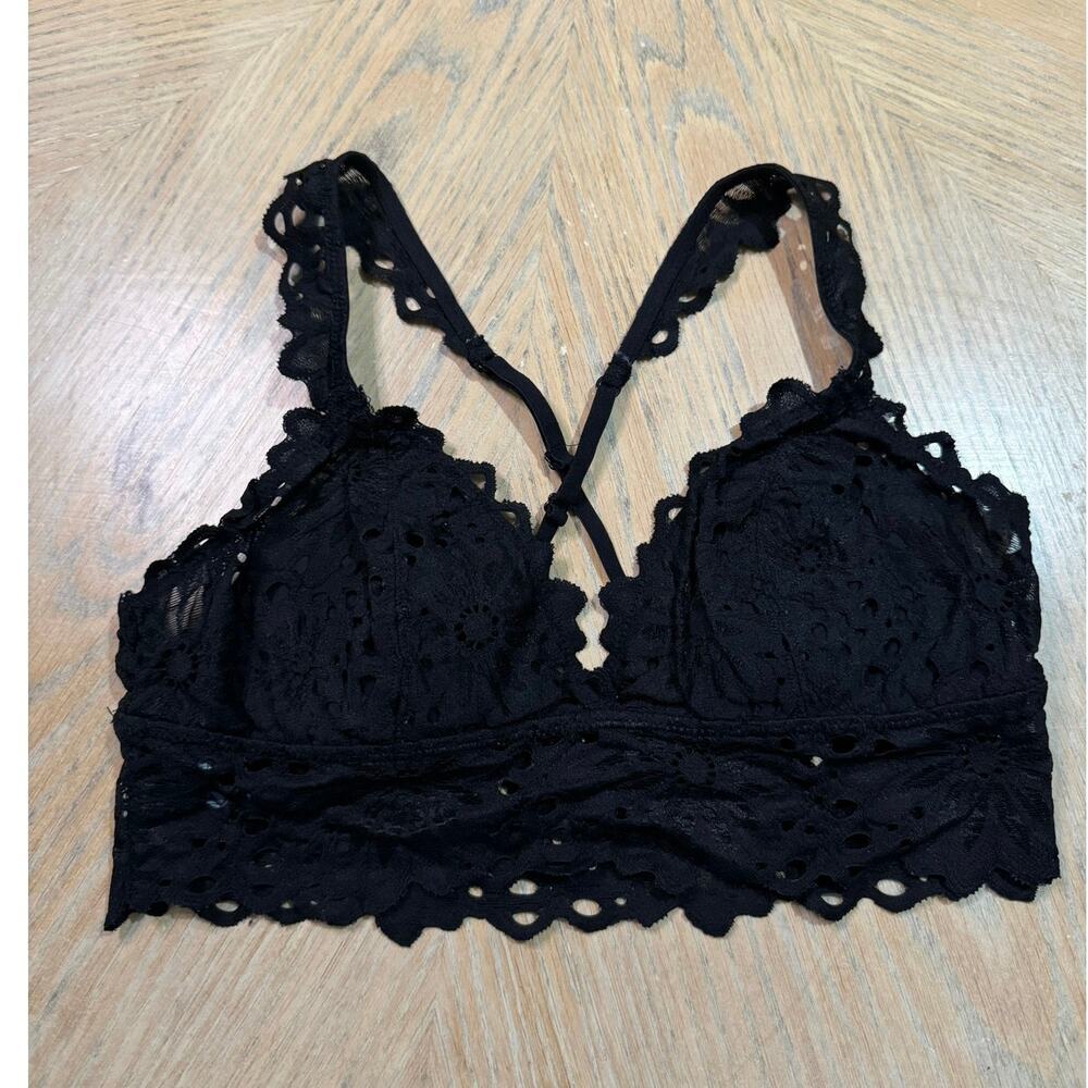 Aerie crochet lace black padded bralette size small
